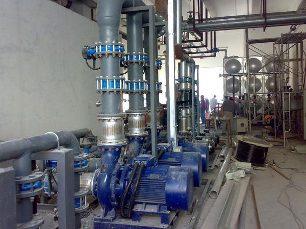 ���չܵ�ʩ���F(xi��n)��(ch��ng)